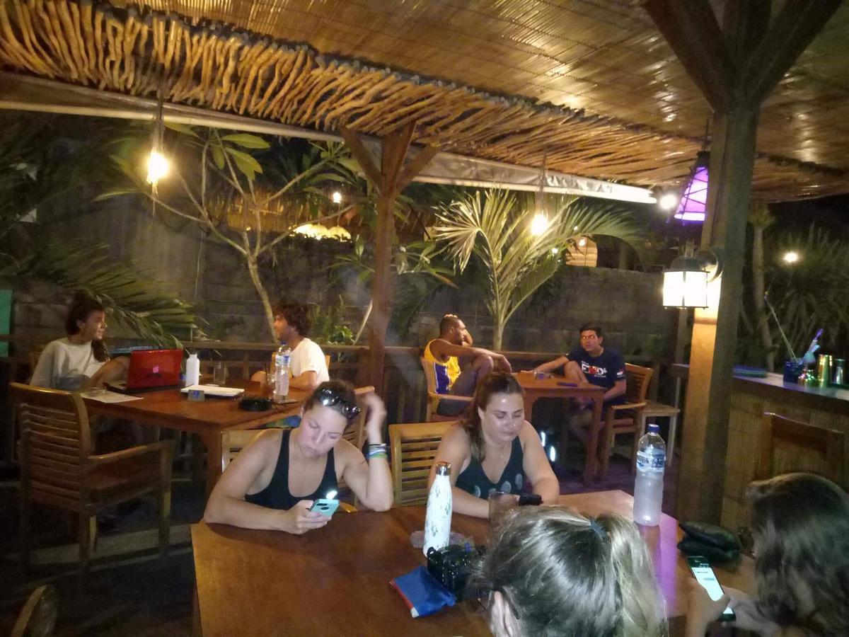 Tiki Bar And More Lembongan Exteriér fotografie